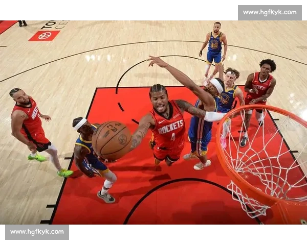 季前赛火箭对阵上海引热议年轻阵容碰撞检验新赛季成色与球迷期待升温 季前赛火箭对阵上海引热议年轻阵容碰撞检验新赛季成色与球迷期待升温