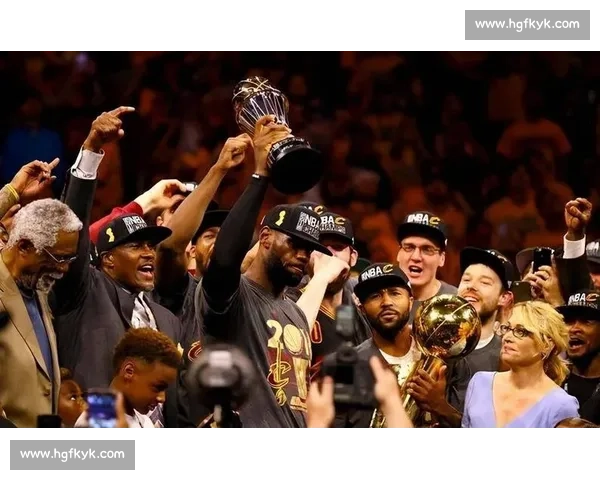 湖人热火总决赛第四场回放詹姆斯关键表现全解析带领球队逆境前行