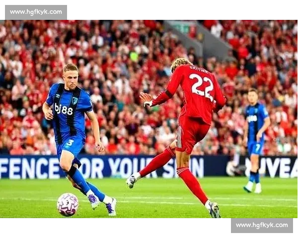 曼联主场三比零完胜利物浦红魔强势宣告王者归来英超焦点战夜震撼全场